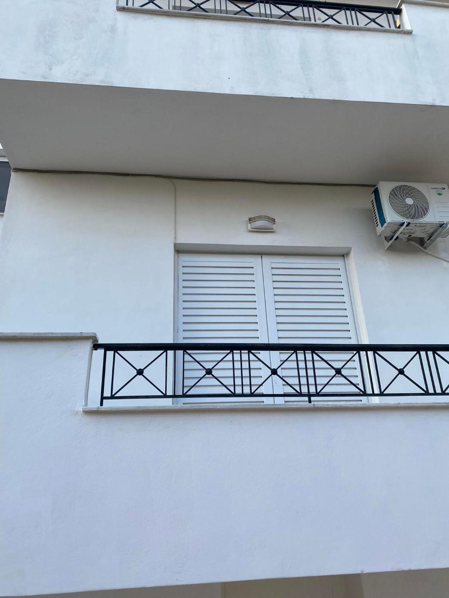 Nav Apart, Salamina Paloukia Exterior photo